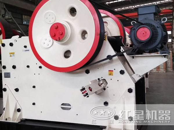 顎式破碎機(jī)圖