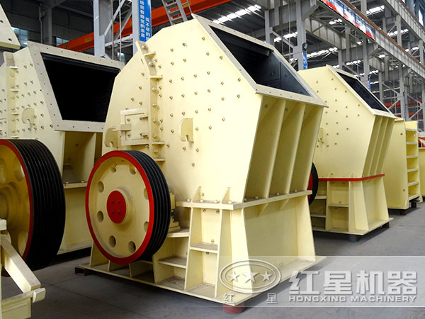 石灰石錘式破碎機展示圖