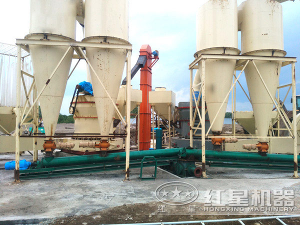 磨粉現(xiàn)場圖 磨粉現(xiàn)場圖