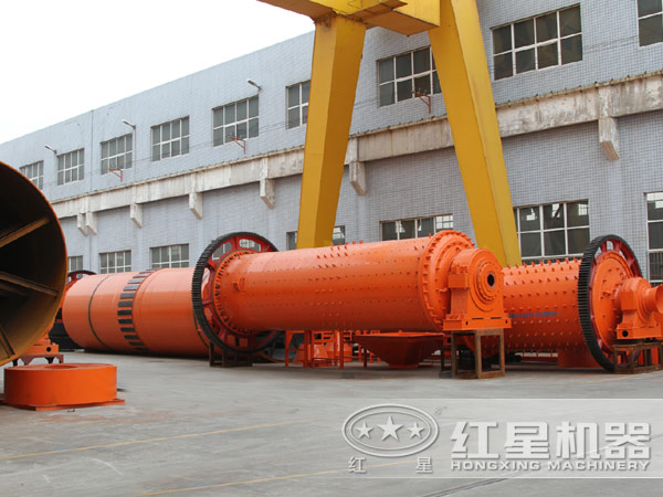 陶瓷球磨機(jī)生產(chǎn)廠家實(shí)拍 陶瓷球磨機(jī)生產(chǎn)廠家實(shí)拍