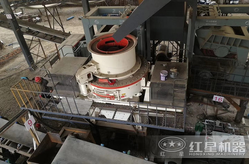 沖擊式制砂機作業(yè)現(xiàn)場 沖擊式制砂機作業(yè)現(xiàn)場