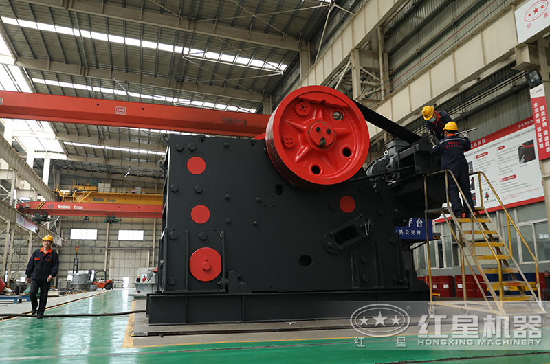 大型CJ顎式破碎機(jī) 大型CJ顎式破碎機(jī)