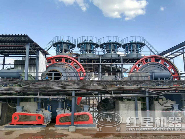 選礦設(shè)備生產(chǎn)現(xiàn)場(chǎng)實(shí)拍圖