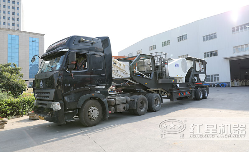 輪胎式移動破碎站發(fā)貨了