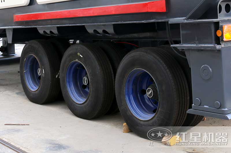 車載式移動振動篩底部輪胎 車載式移動振動篩底部輪胎