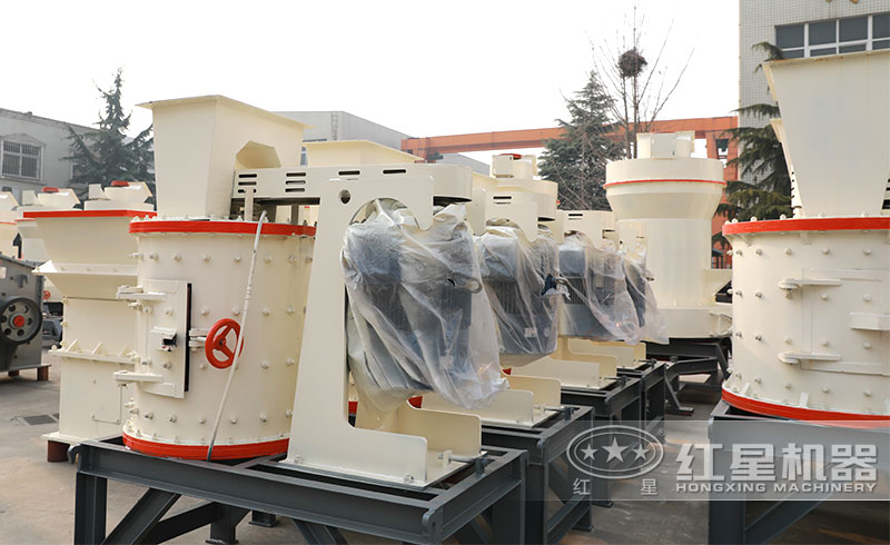 環(huán)保復(fù)合式碎石機(jī)廠區(qū)一角