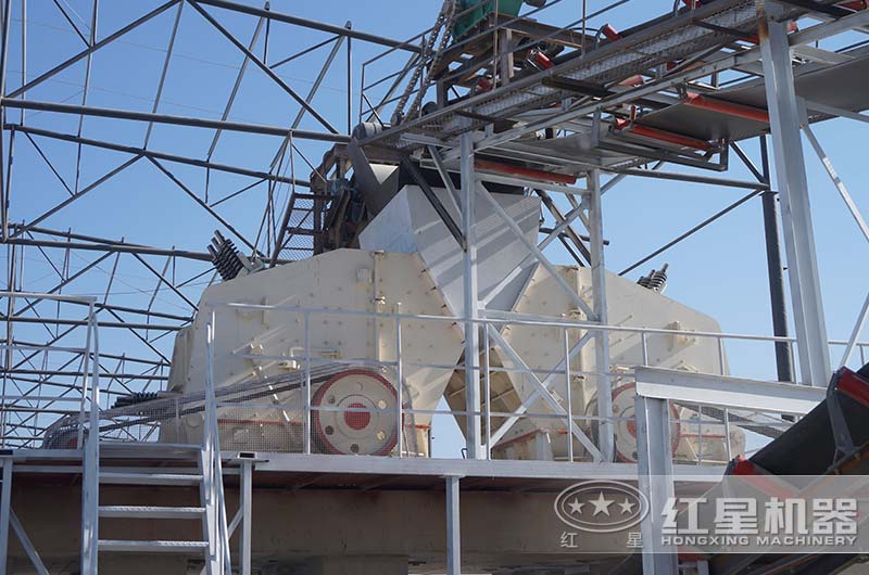 反擊式破碎機(jī)實(shí)拍圖