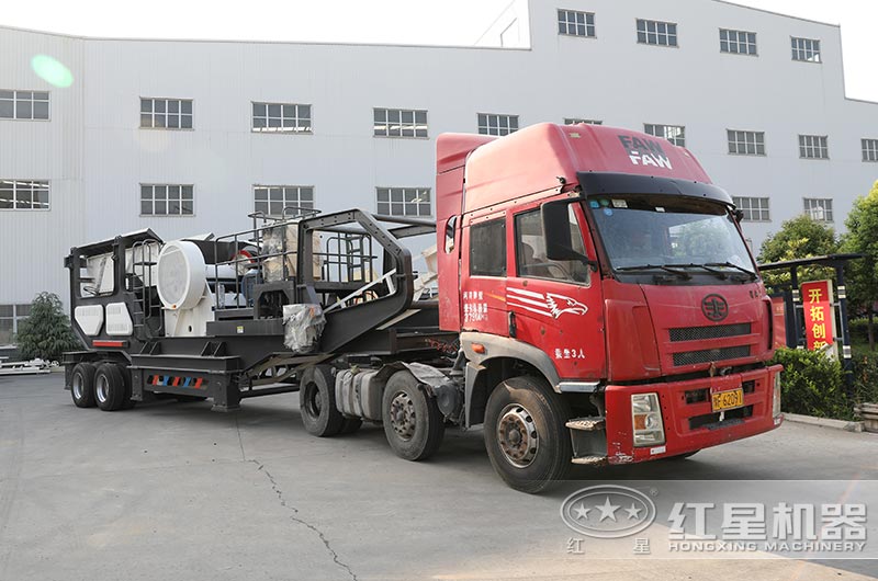 輪臺(tái)式移動(dòng)碎石機(jī)發(fā)貨(地點(diǎn):浙江)