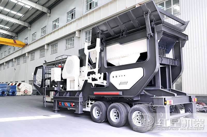 車載式移動(dòng)破石機(jī)