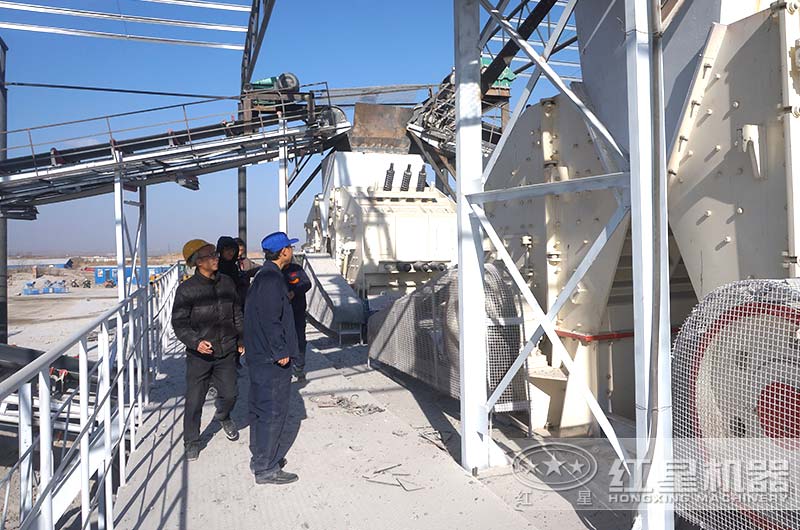 技術(shù)人員上門對設(shè)備進行安裝、調(diào)試