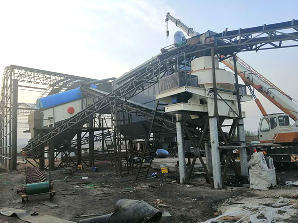 小型制砂機(jī)一套多少錢(qián)？小沙場(chǎng)一年掙多少錢(qián)？