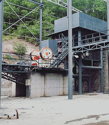 一小時產(chǎn)300噸制砂生產(chǎn)線-四川廣元客戶現(xiàn)場