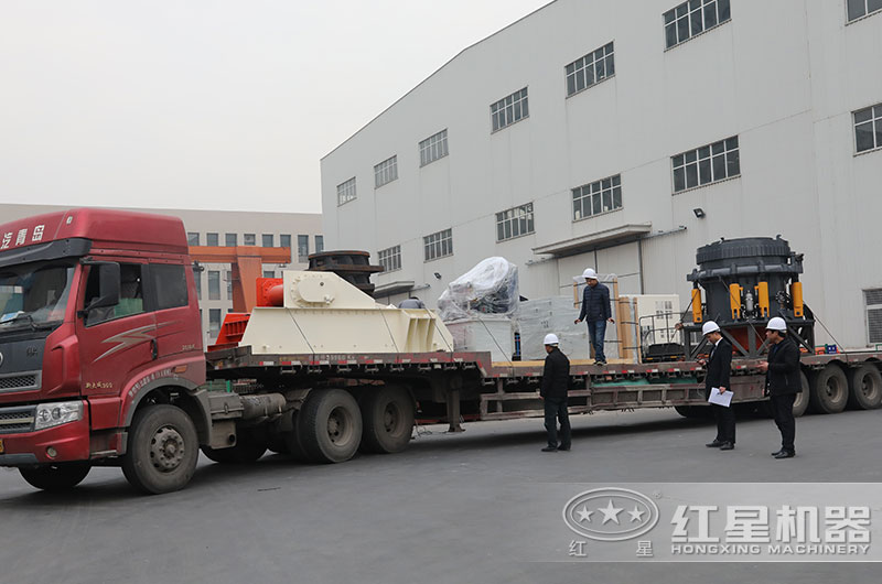 1750圓錐破碎機(jī)現(xiàn)貨發(fā)往江蘇 1750圓錐破碎機(jī)現(xiàn)貨發(fā)往江蘇