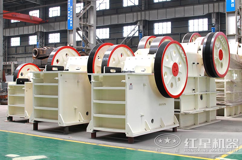 顎式破碎機(jī)多種型號(hào)、大小任你選擇