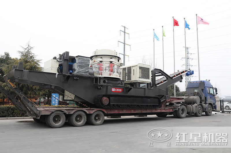 履帶式液壓巖石破碎機(jī)發(fā)貨出廠 履帶式液壓巖石破碎機(jī)發(fā)貨出廠