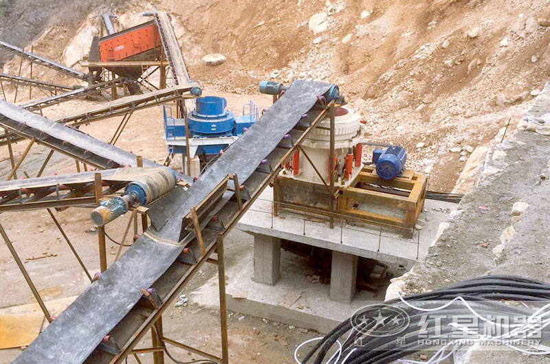 時(shí)產(chǎn)200噸石料生產(chǎn)現(xiàn)場(chǎng) 時(shí)產(chǎn)200噸石料生產(chǎn)現(xiàn)場(chǎng)