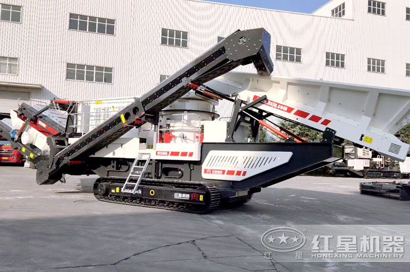 履帶式圓錐移動破碎機(jī)廠區(qū)實拍圖